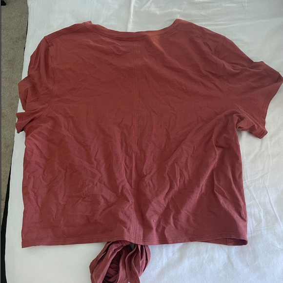 LULULEMON TIE T-SHIRT SIZE 10 - Picture 2 of 2